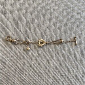 Elegant Sterling silver bracelet with Heart Charm